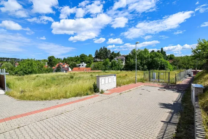Prodej pozemku, Praha - Lipence, Boudova, 2214 m2