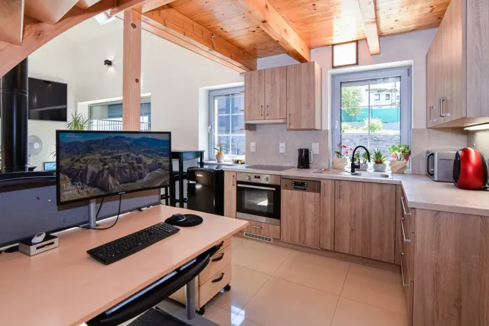 Prodej obchodního prostoru, Říčany - Jažlovice, Jažlovická, 249 m2