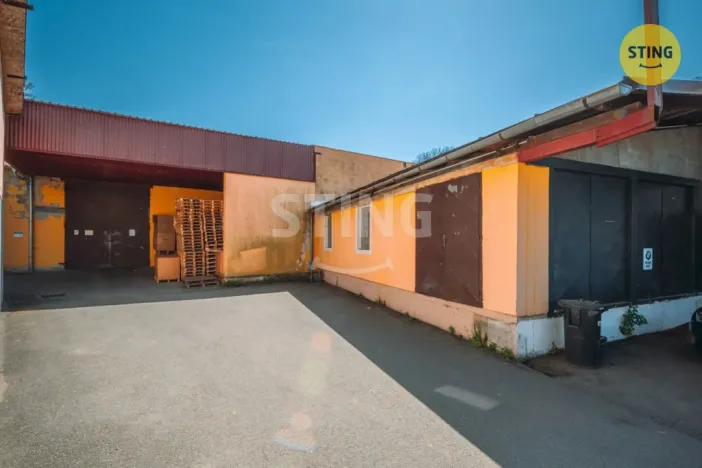 Prodej komerční nemovitosti, Žichlínek, 1952 m2