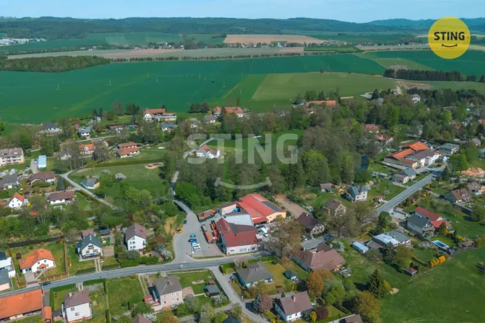 Prodej komerční nemovitosti, Žichlínek, 1952 m2