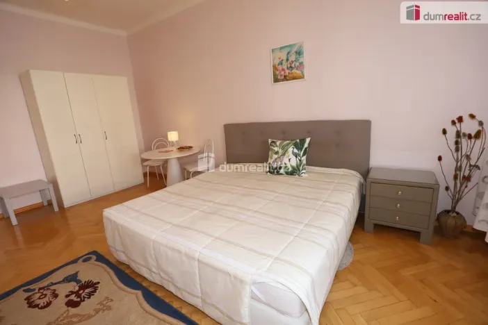 Pronájem bytu 4+kk, Praha - Vinohrady, Kolínská, 145 m2