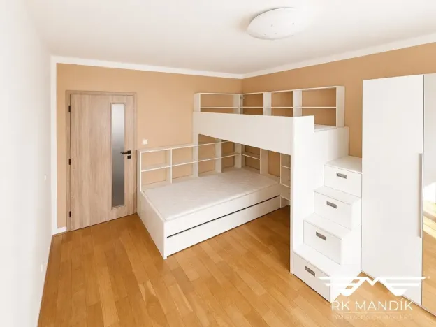 Pronájem bytu 3+1, Praha - Malešice, Tuchorazská, 72 m2