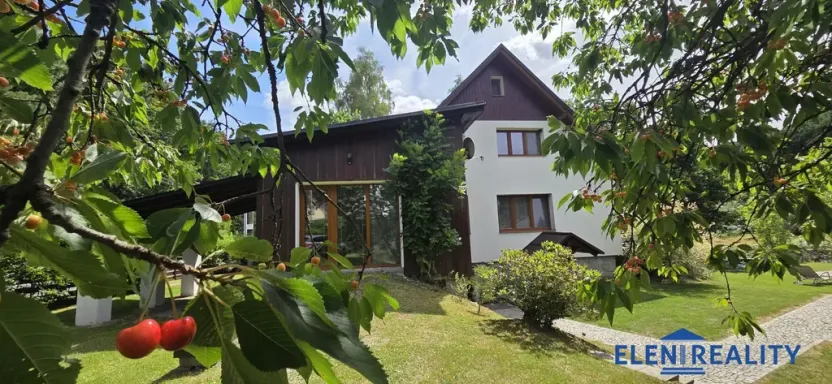 Prodej rodinného domu, Lipová-lázně - Horní Lipová, 320 m2