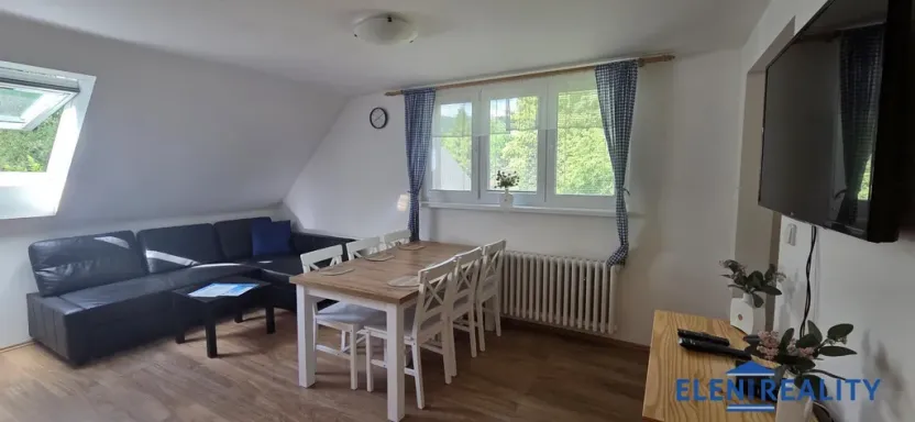 Prodej rodinného domu, Lipová-lázně - Horní Lipová, 320 m2