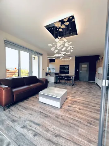 Prodej bytu 3+kk, Karlovy Vary, Svatošská, 92 m2