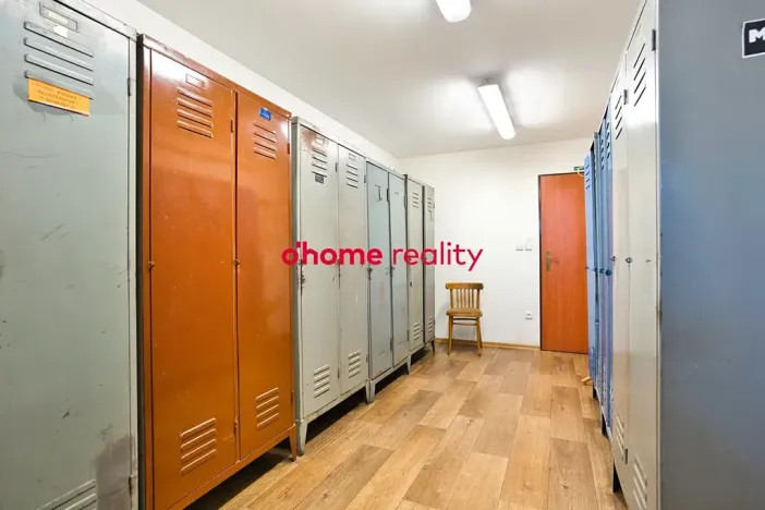 Prodej výrobních prostor, Čehovice, 1210 m2