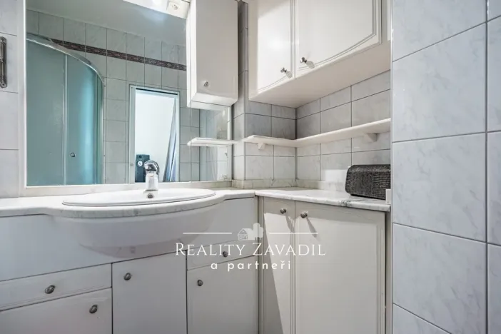 Prodej bytu 2+kk, Praha, Krásova, 49 m2