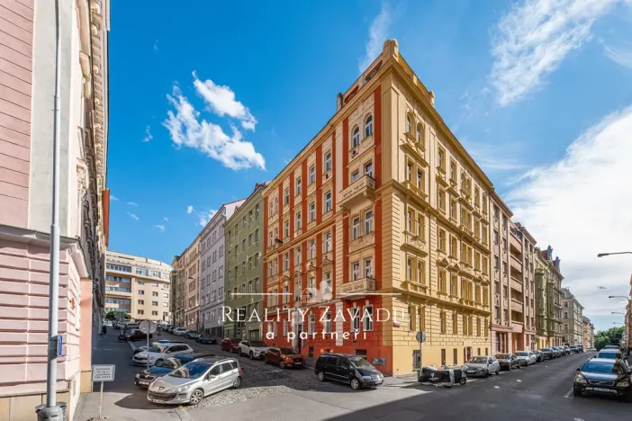 Prodej bytu 2+kk, Praha, Krásova, 49 m2