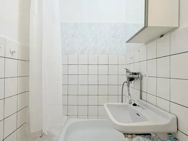 Prodej bytu 1+kk, Praha - Vokovice, Evropská, 22 m2