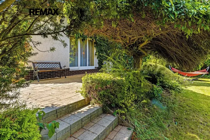 Prodej rodinného domu, Uhlířské Janovice, Ladova, 186 m2