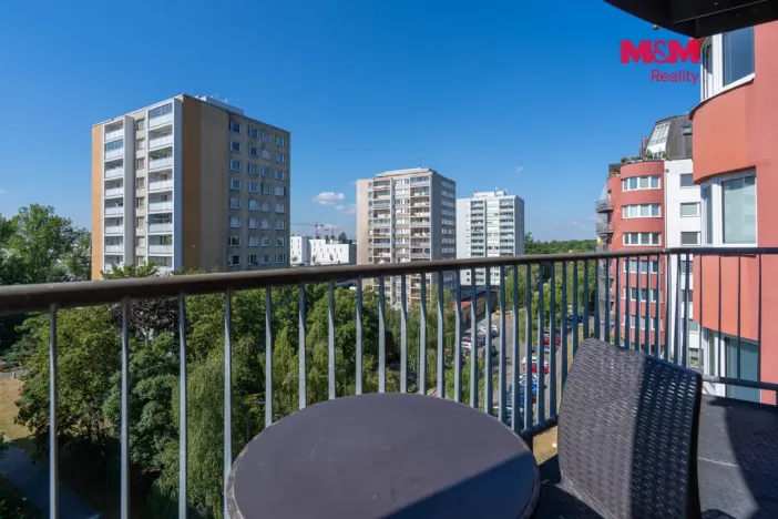 Prodej bytu 1+kk, Pardubice - Zelené Předměstí, nábřeží Závodu míru, 32 m2