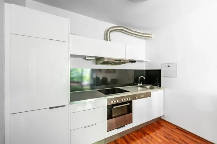 Pronájem bytu 2+kk, Praha - Holešovice, Na Maninách, 55 m2