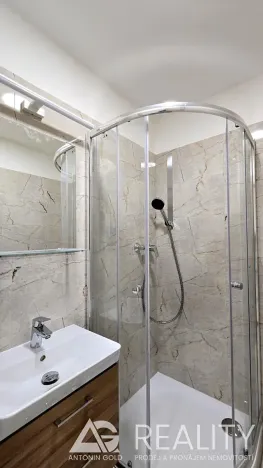 Pronájem bytu 2+1, Praha - Malešice, Chotutická, 54 m2