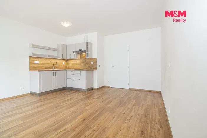 Pronájem bytu 1+kk, Uhlířské Janovice, Hrnčířská, 27 m2