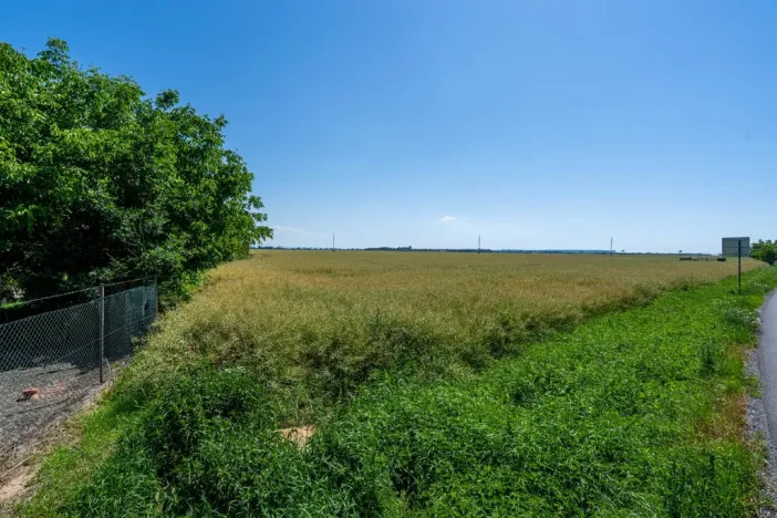 Prodej pozemku pro bydlení, Stěžery, Polní, 14692 m2