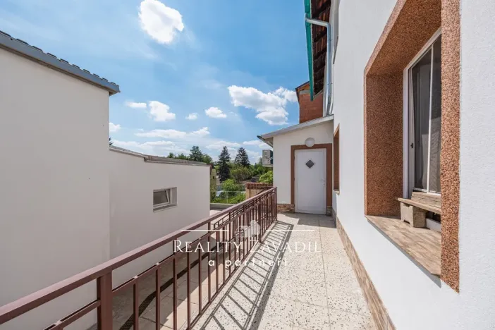 Prodej rodinného domu, Koleč, 940 m2