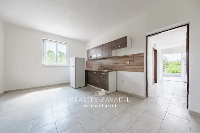 Prodej rodinného domu, Koleč, 940 m2