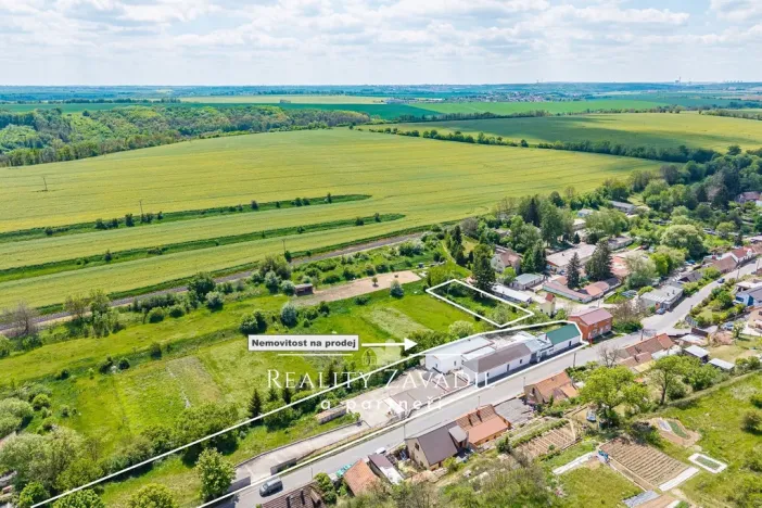 Prodej rodinného domu, Koleč, 940 m2