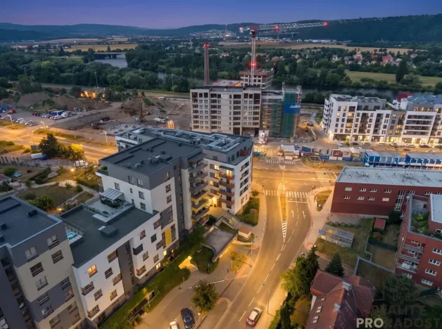 Pronájem bytu 2+kk, Praha - Modřany, Komořanská, 63 m2