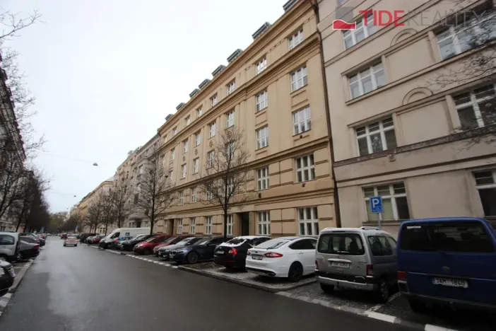 Pronájem bytu 2+kk, Praha - Bubeneč, Eliášova, 60 m2