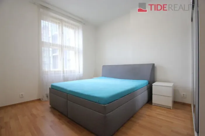 Pronájem bytu 2+kk, Praha - Bubeneč, Eliášova, 60 m2