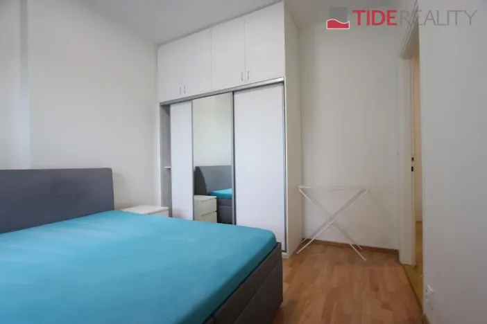 Pronájem bytu 2+kk, Praha - Bubeneč, Eliášova, 60 m2