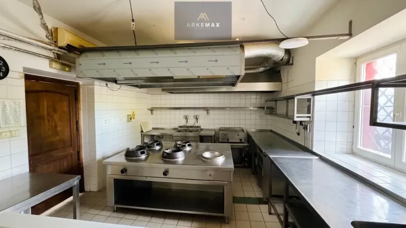 Prodej restaurace, Staré Město, Jamnická, 800 m2