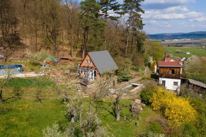Prodej pozemku pro bydlení, Sentice, 9810 m2
