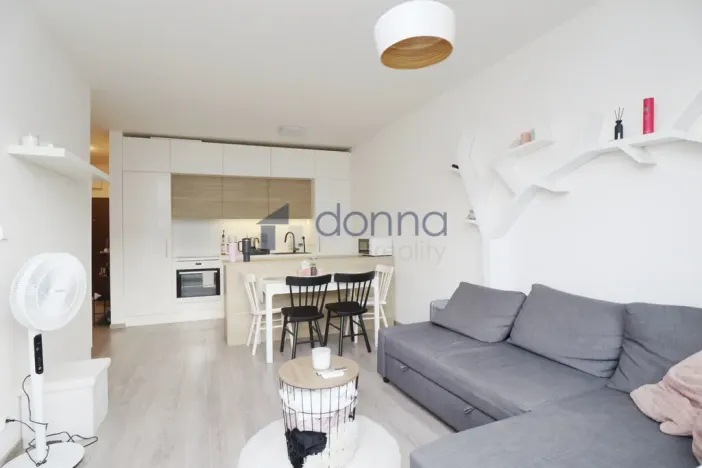 Pronájem bytu 2+kk, Praha, Makedonská, 49 m2