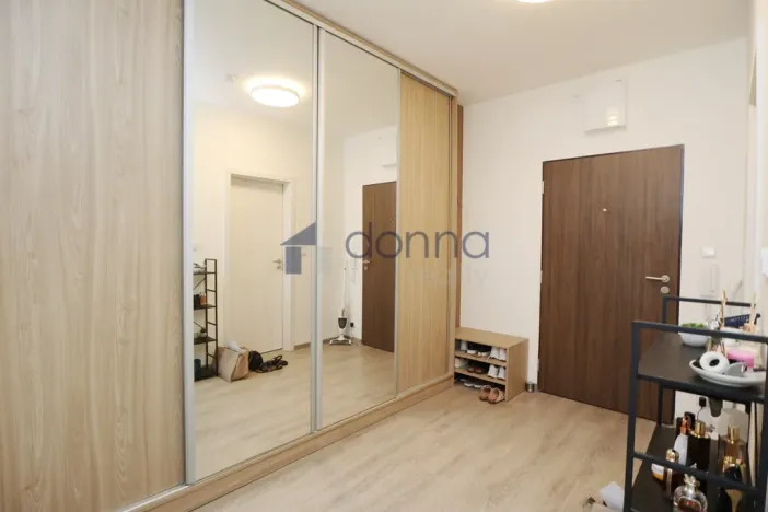Pronájem bytu 2+kk, Praha, Makedonská, 49 m2