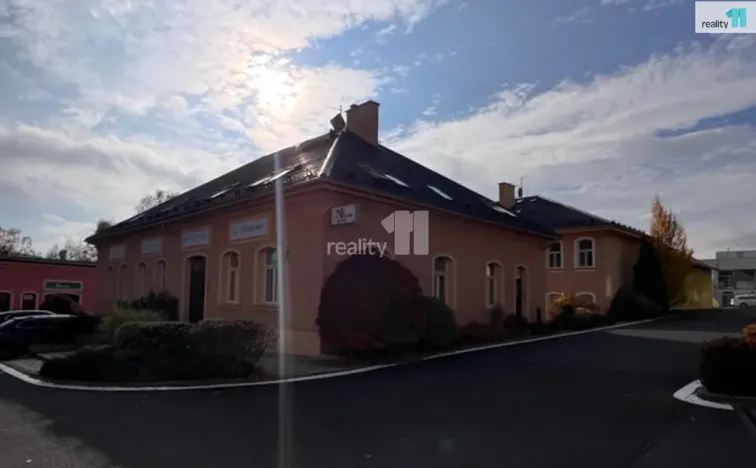 Pronájem obchodního prostoru, Karlovy Vary - Dvory, Chebská, 17 m2