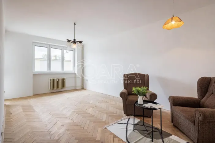 Prodej bytu 3+1, Kamenice, Sídliště I, 72 m2