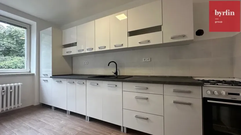 Pronájem bytu 2+1, Opava, Krnovská, 65 m2