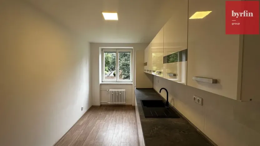 Pronájem bytu 2+1, Opava, Krnovská, 65 m2