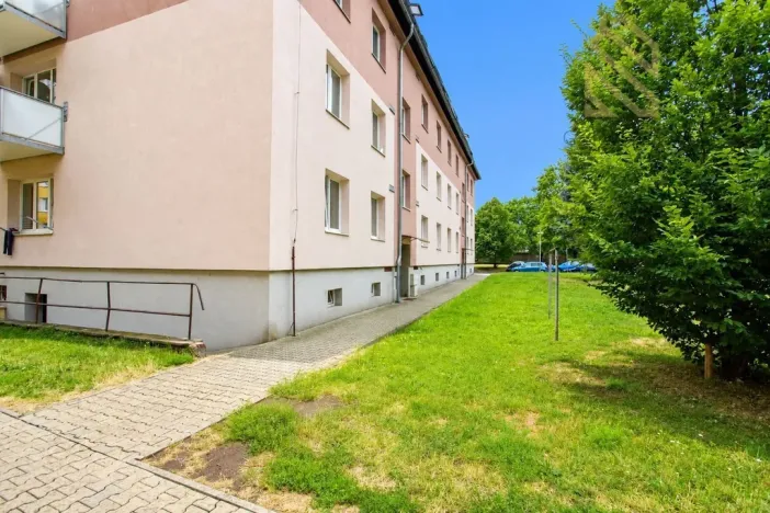 Pronájem bytu 2+1, Lovosice, Wolkerova, 48 m2