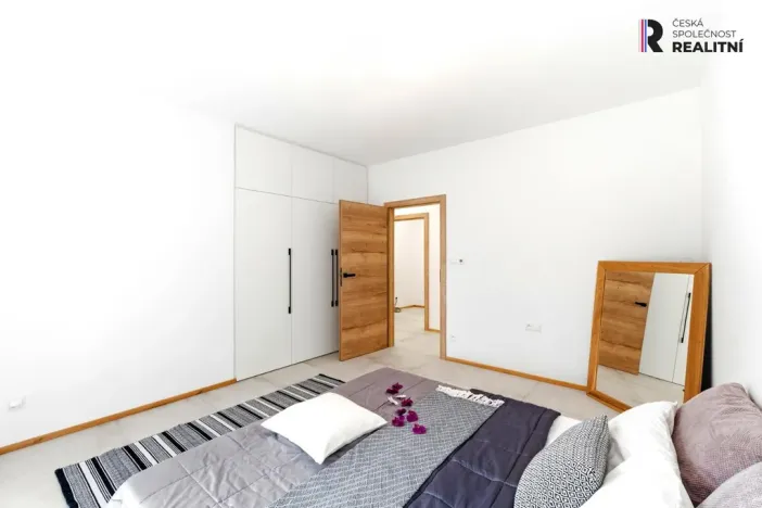 Prodej rodinného domu, Veltrusy, U Luhu, 200 m2