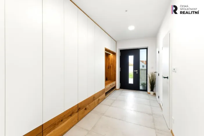 Prodej rodinného domu, Veltrusy, U Luhu, 200 m2