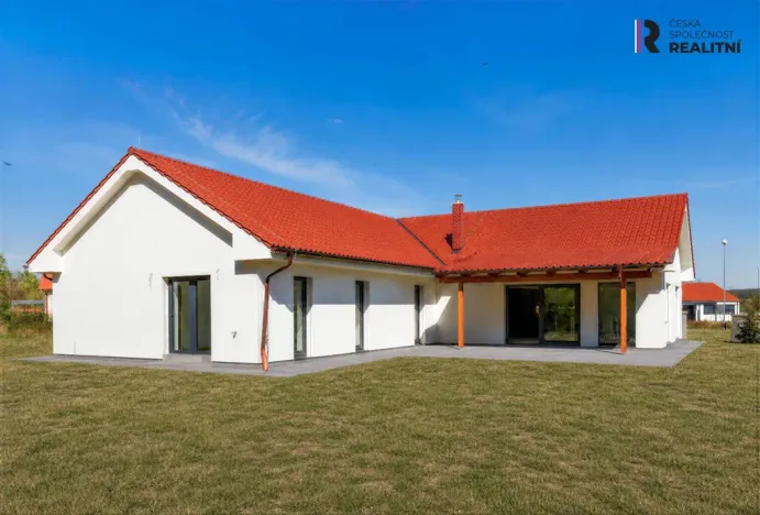 Prodej rodinného domu, Veltrusy, U Luhu, 200 m2