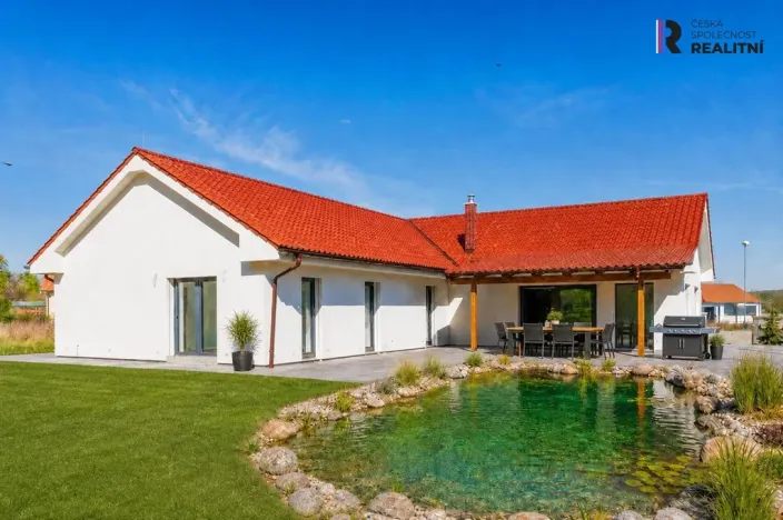 Prodej rodinného domu, Veltrusy, U Luhu, 200 m2