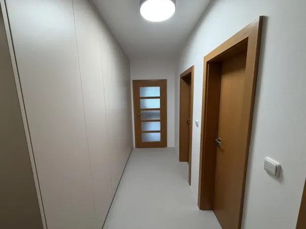 Pronájem bytu 2+kk, Praha - Malešice, U tvrze, 62 m2