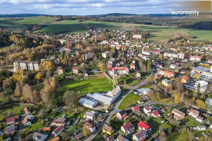 Prodej výrobních prostor, Plesná, Dlouhá, 2031 m2