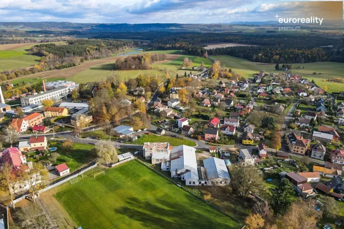 Prodej výrobních prostor, Plesná, Dlouhá, 2031 m2