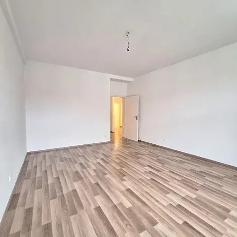 Pronájem bytu 2+1, Praha - Žižkov, Roháčova, 80 m2