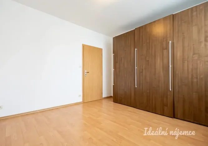 Pronájem bytu 3+kk, Praha - Vysočany, Poděbradská, 64 m2
