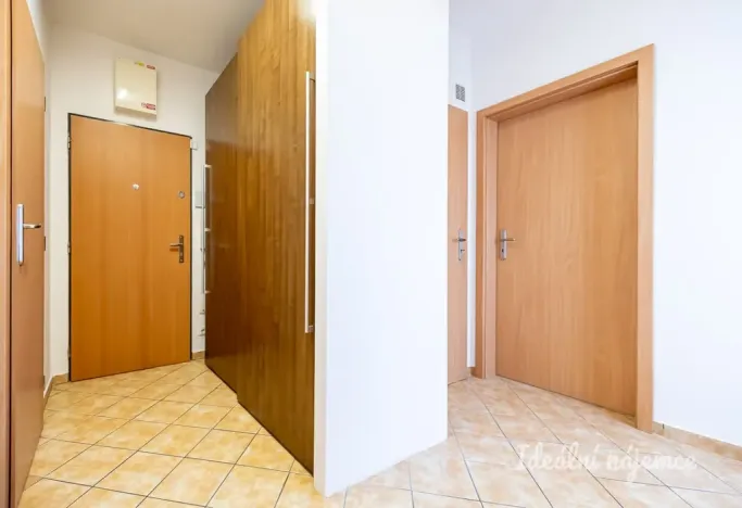 Pronájem bytu 3+kk, Praha - Vysočany, Poděbradská, 64 m2