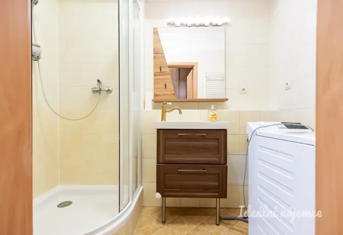 Pronájem bytu 3+kk, Praha - Vysočany, Poděbradská, 64 m2