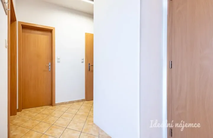 Pronájem bytu 3+kk, Praha - Vysočany, Poděbradská, 64 m2