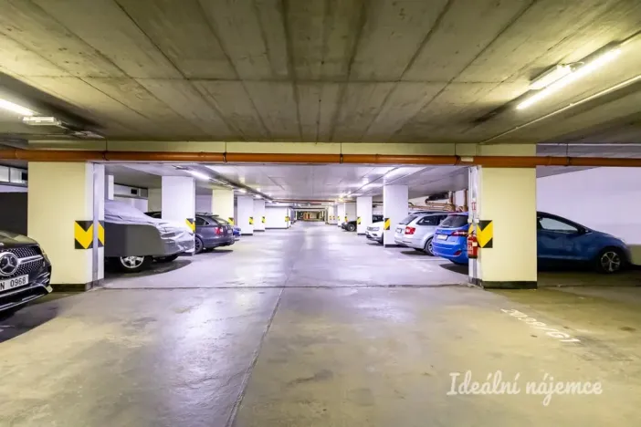 Pronájem bytu 3+kk, Praha - Vysočany, Poděbradská, 64 m2