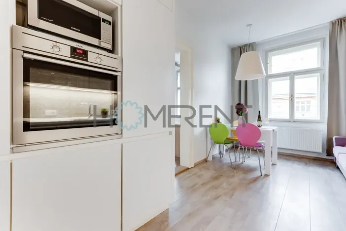 Pronájem bytu 2+kk, Praha - Nusle, Nezamyslova, 55 m2