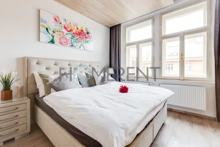 Pronájem bytu 2+kk, Praha - Nusle, Nezamyslova, 55 m2